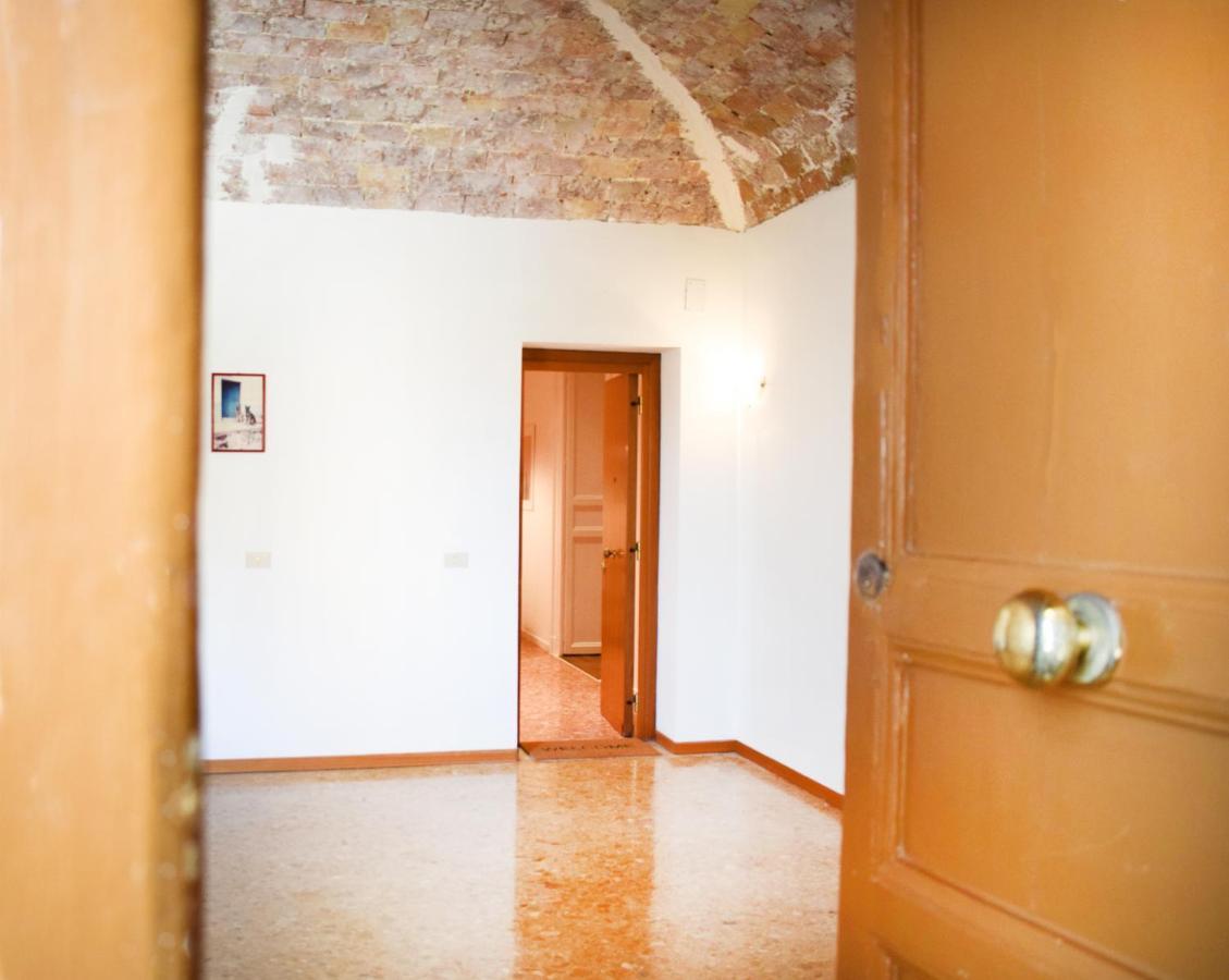 Porta Vicari With View In Downtown Apartment Palermo Exterior photo