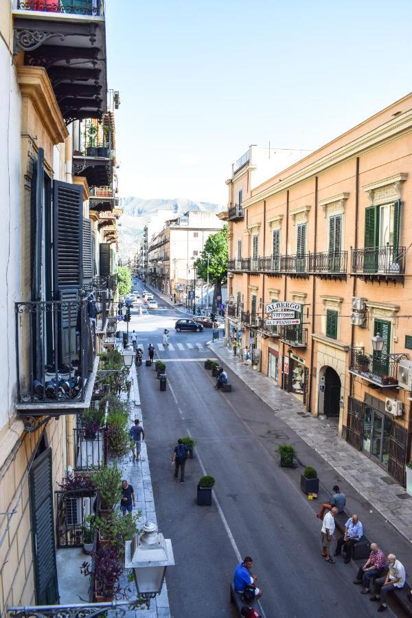Porta Vicari With View In Downtown Apartment Palermo Exterior photo